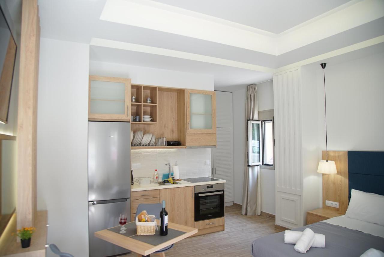 Simplychic Apartment C Каламата Екстер'єр фото